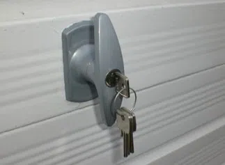 Cockeysville Locksmith Service Cockeysville, MD 410-246-9439 - 17a-Garage-Door-Locks