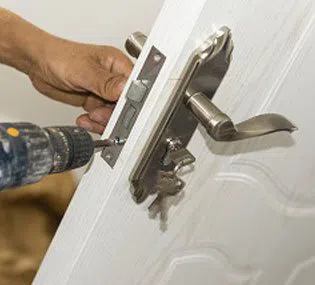 Cockeysville Locksmith Service Cockeysville, MD 410-246-9439 - 5-Change-Locks
